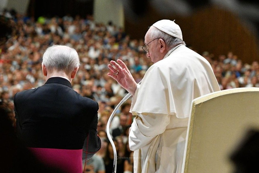 Papa exorta jovens a partirem para “encontros concretos” com olhos postos na Jornada da Juventude