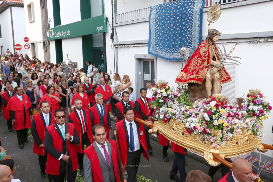 Festas do Senhor da Pedra reúnem milhares de fiéis na antiga capital da ilha de São Miguel