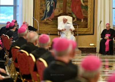 Papa desafia União Europeia a assumir «compromisso coeso» pela paz na Ucrânia