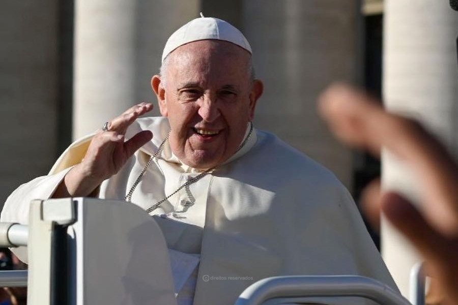 Falar a Deus como um «amigo», o segredo do Papa para superar dúvidas