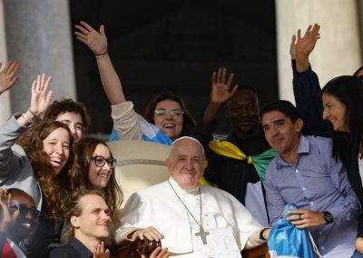 Papa pede aos jovens "ousadia", "serviço", "amor aos pobres" e "busca de justiça e bem-comum"