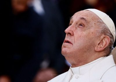Imaculada Conceição: Papa emociona-se ao recordar guerra na Ucrânia, em oração à Virgem Maria