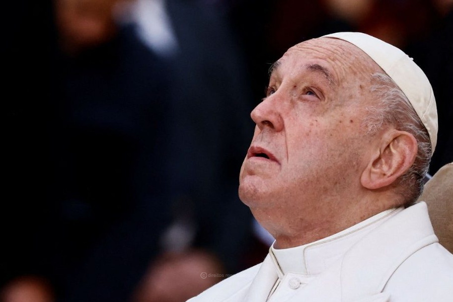 Papa completa 86 anos