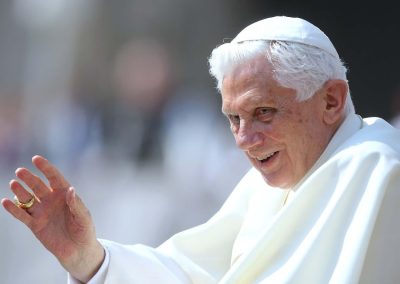 Editora Lucerna lança dois livros do Papa Bento XVI