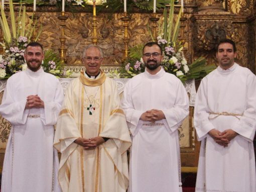 Bispo de Angra institui três seminaristas no ministério de acólito