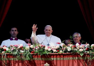 Vaticano: Papa reforça desafio de "acolher todos" na Igreja, mostrando imagem de "Deus-amor"