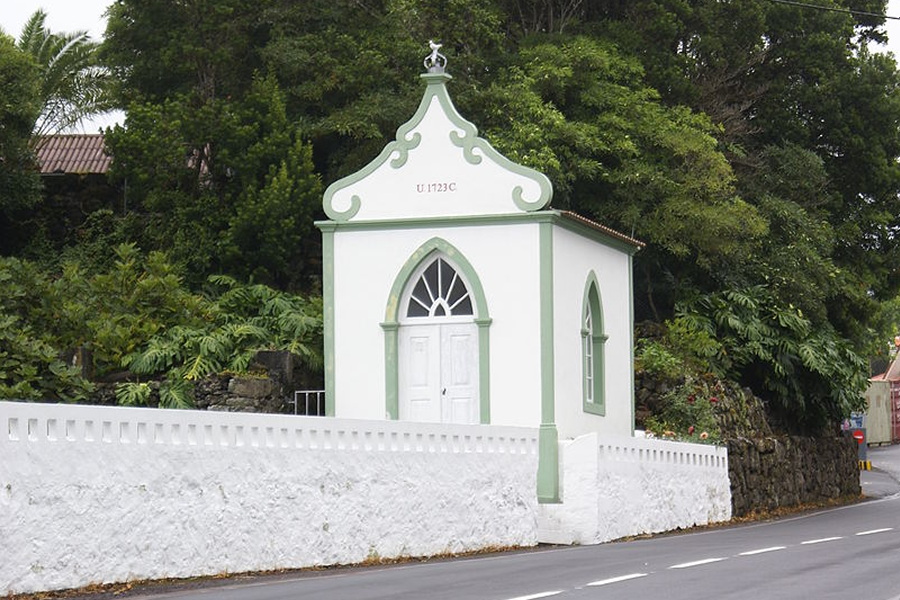 Império do Sábado na Silveira dita o arranque das festas de Pentecostes na ilha do Pico