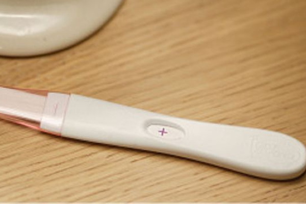 Médicos Católicos insurgem-se contra a prática de abortos nos Centros de Saúde