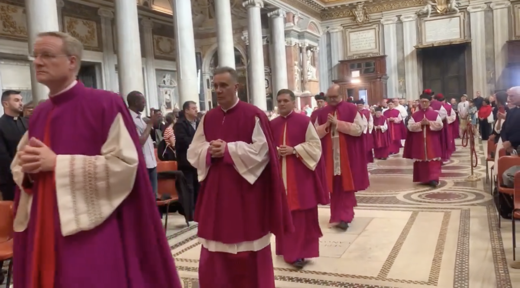 Monsenhor António Saldanha tomou posse hoje como cónego da Basílica de Santa Maria Maior