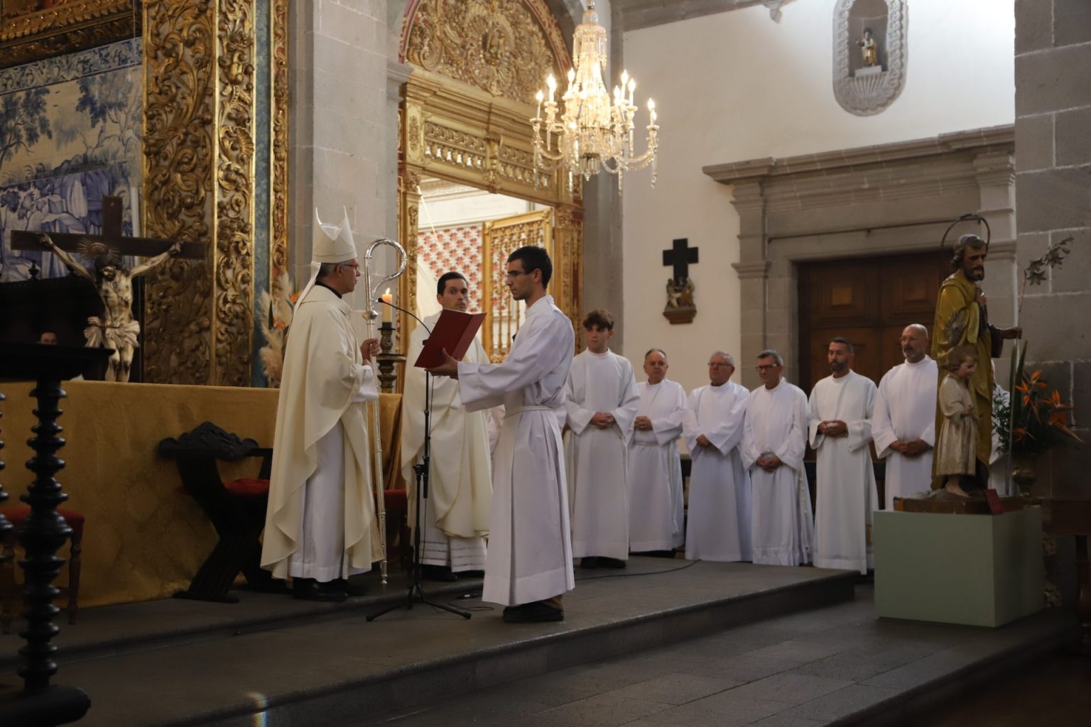 Bispo de Angra vai ordenar sete diáconos permanentes no Jubileu dos Sacerdotes