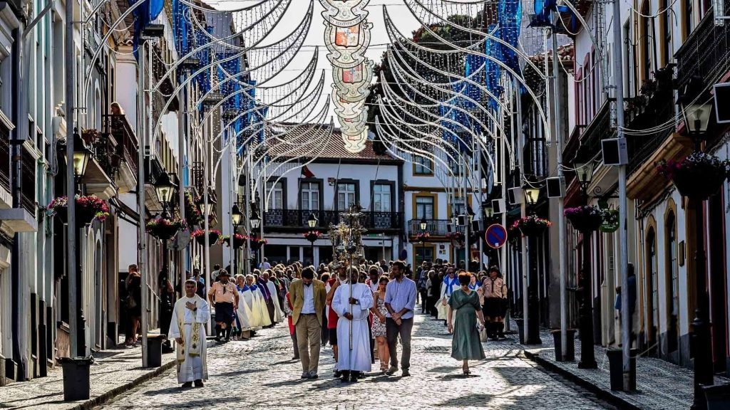 Paróquias de Angra celebraram Solenidade do Corpo de Deus em ouvidoria
