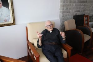 Monsenhor António da Luz celebra 90 anos de vida: “Sempre fui pastor, embora tenha passado muito tempo no Seminário”