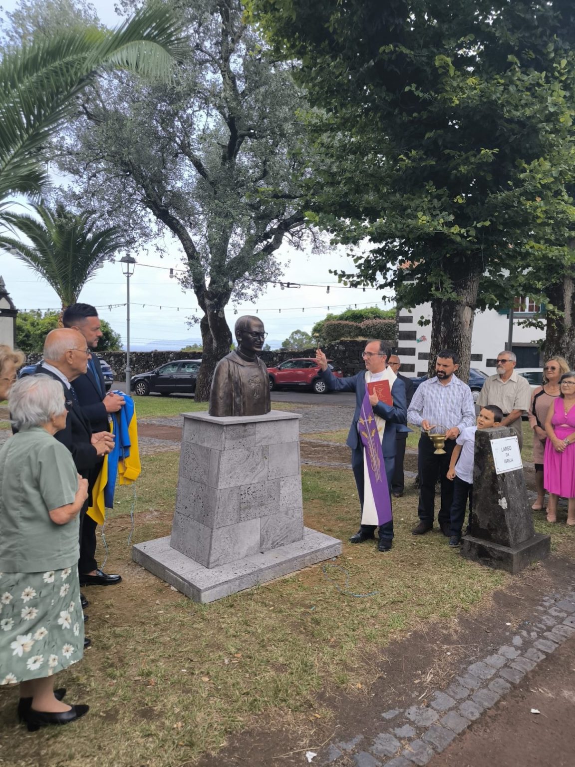Inaugurado busto de Monsenhor José de Lima