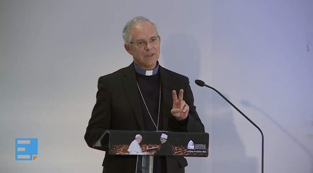 “Sem medo da história, escolhamos dar um abraço”: Bispo de Angra desafia religiões a viver a fraternidade